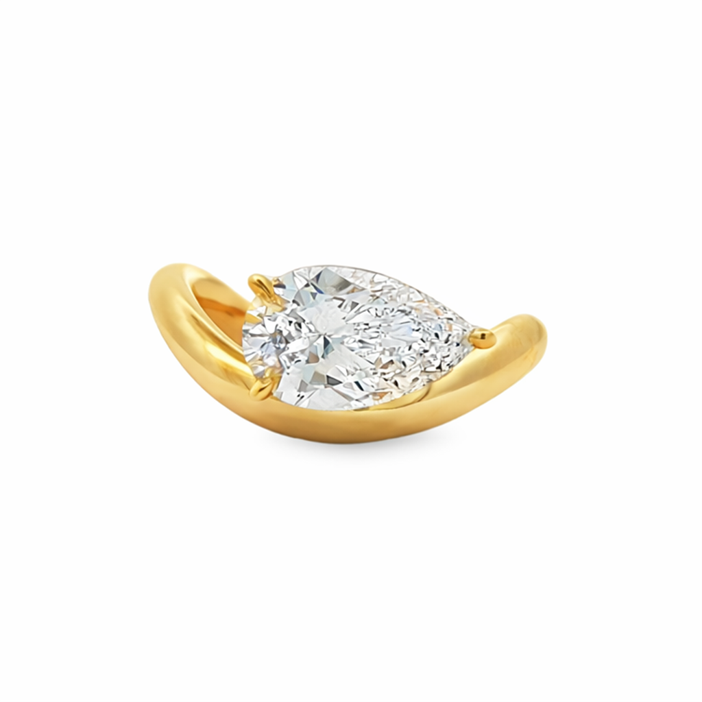 14K Yellow Gold Curve Engagement Ring with IGI-Certified Lab-Grown Pear Shape Diamond – 2.05ct