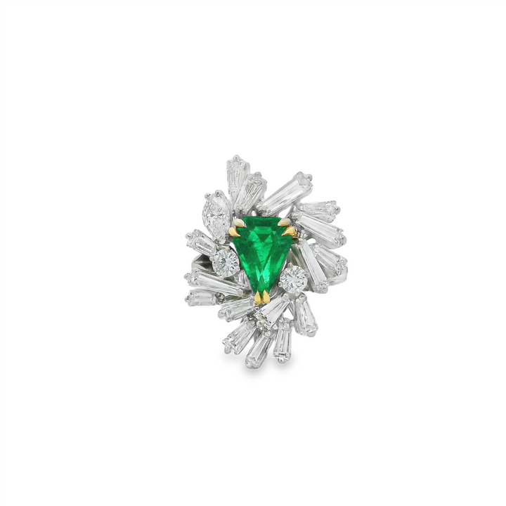 18K White & Yellow Gold Vintage Diamond Ring – Approx. 2.60ctw.