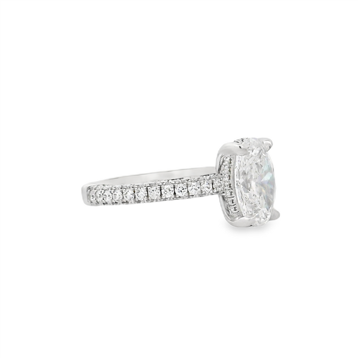 18K White Gold Diamond Sidestone Semi-Mount Ring - 0.77ctw.