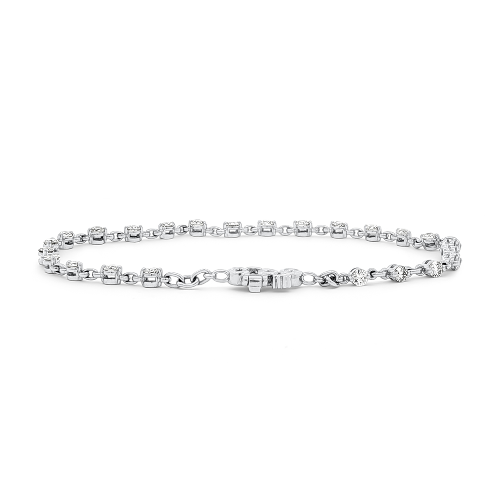 14K White Gold Diamond Shared-Prong Bracelet – 1.50ctw