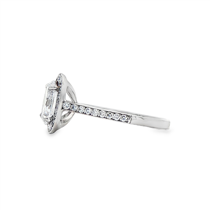 14K White Gold Oval Halo Semi-Mount Engagement Ring – 0.37ctw.