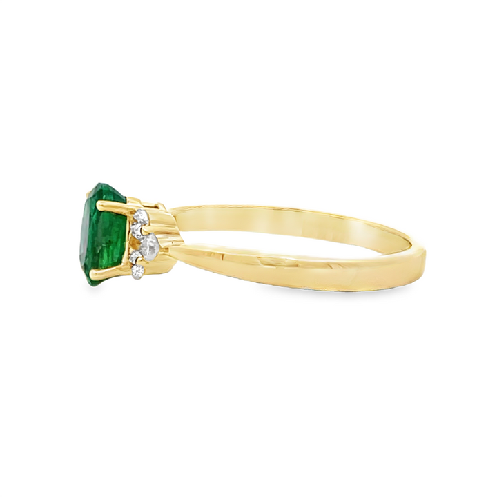 14K Yellow Gold Emerald & Diamond Ring – 0.87ct Emerald, 0.22ctw Diamonds