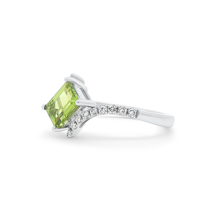 14K White Gold Peridot & Natural Diamond Ring