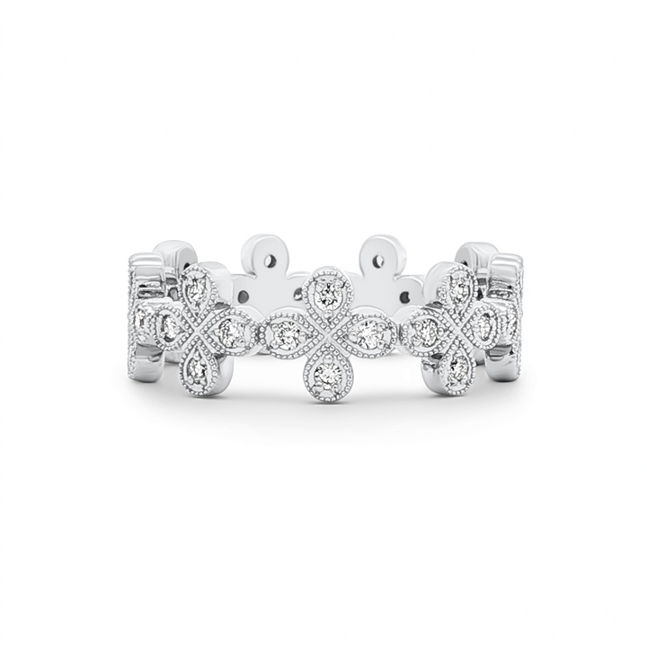 18K White Gold Clover Diamond Band – 0.26ctw.