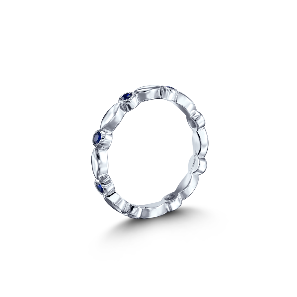 14K White Gold Sapphire Motif Wedding Band 0.30ctw