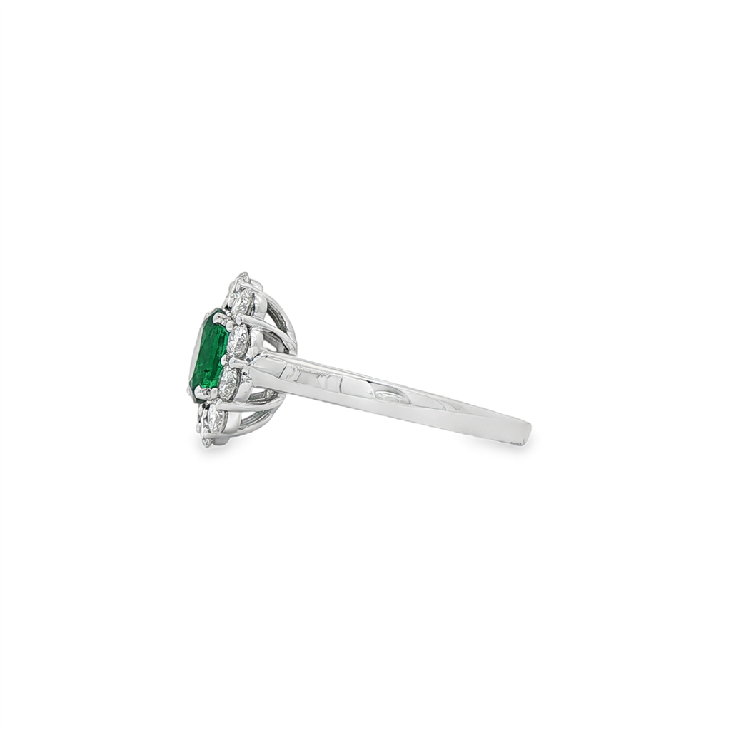 18K White Gold Emerald & Diamond Ring – 7x5mm Emerald, 0.74ctw Diamonds